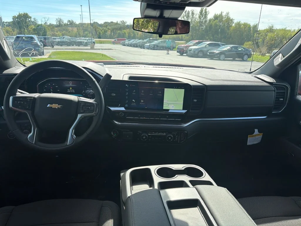 2026 Chevrolet Silverado 1500 LT - Photo 9