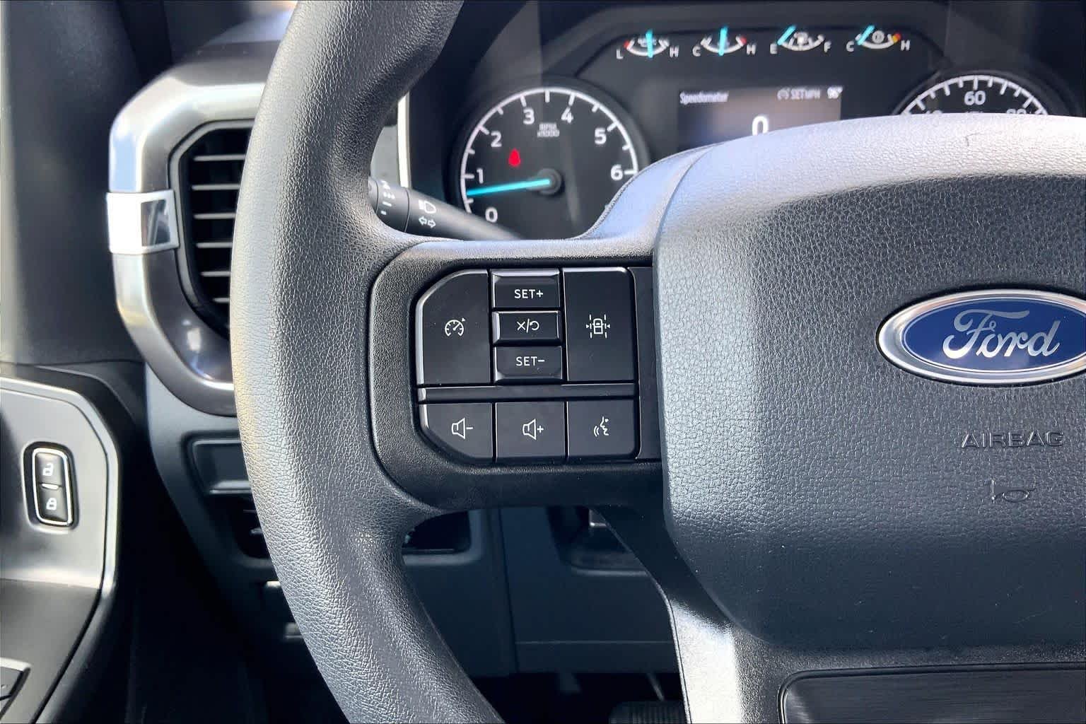 Used 2023 Atlas Blue Metallic Ford XL image 23