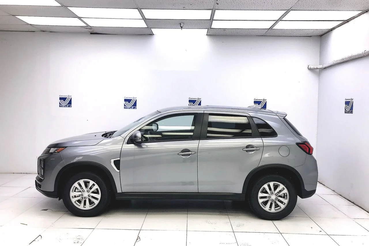 New 2025 Alloy Silver Metallic Mitsubishi S image 4