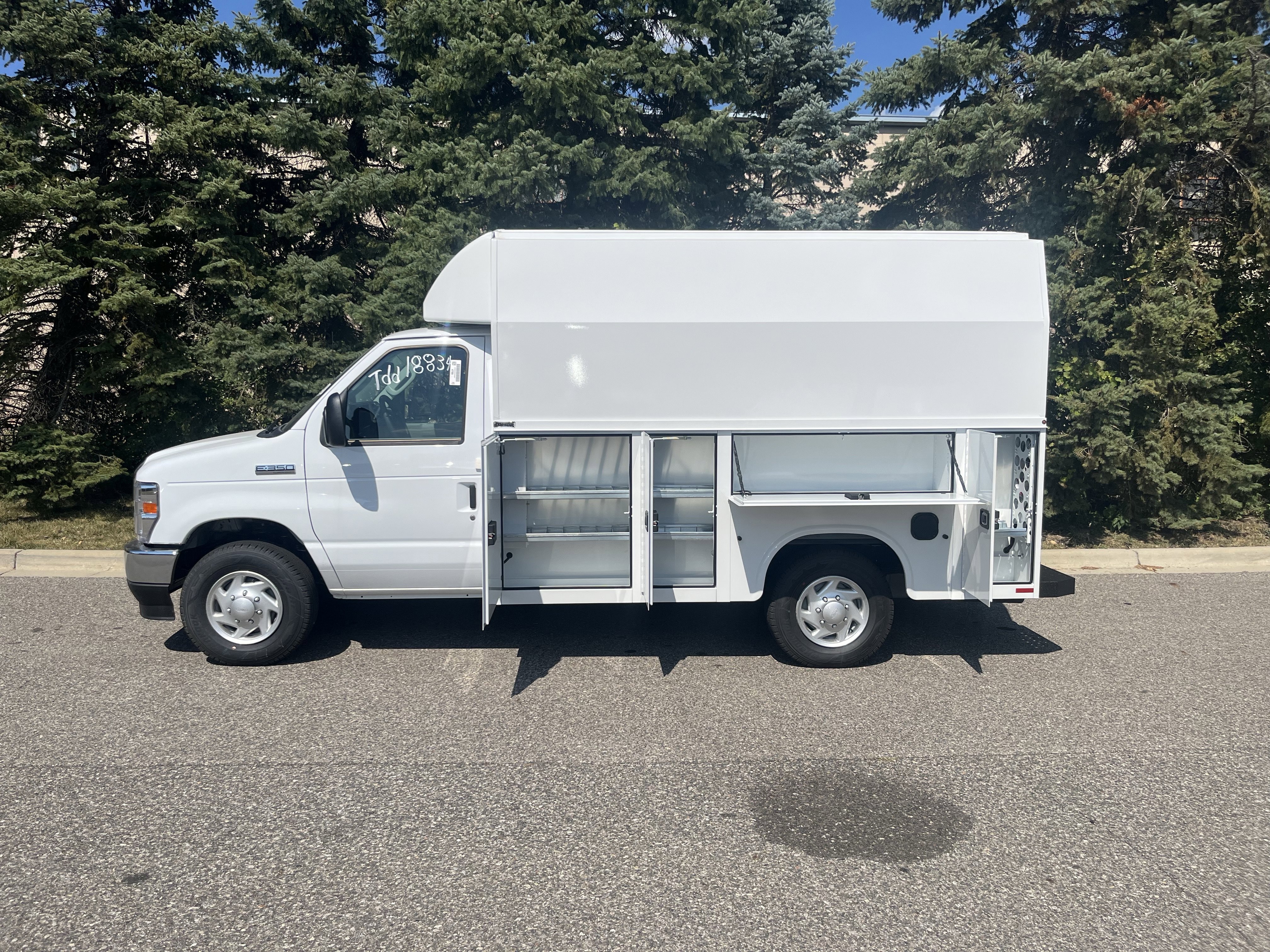 New 2026 Oxford White Ford KUV image 5