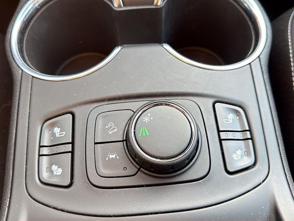 Used 2023 Volcanic Red Tintcoat GMC SLE image 16