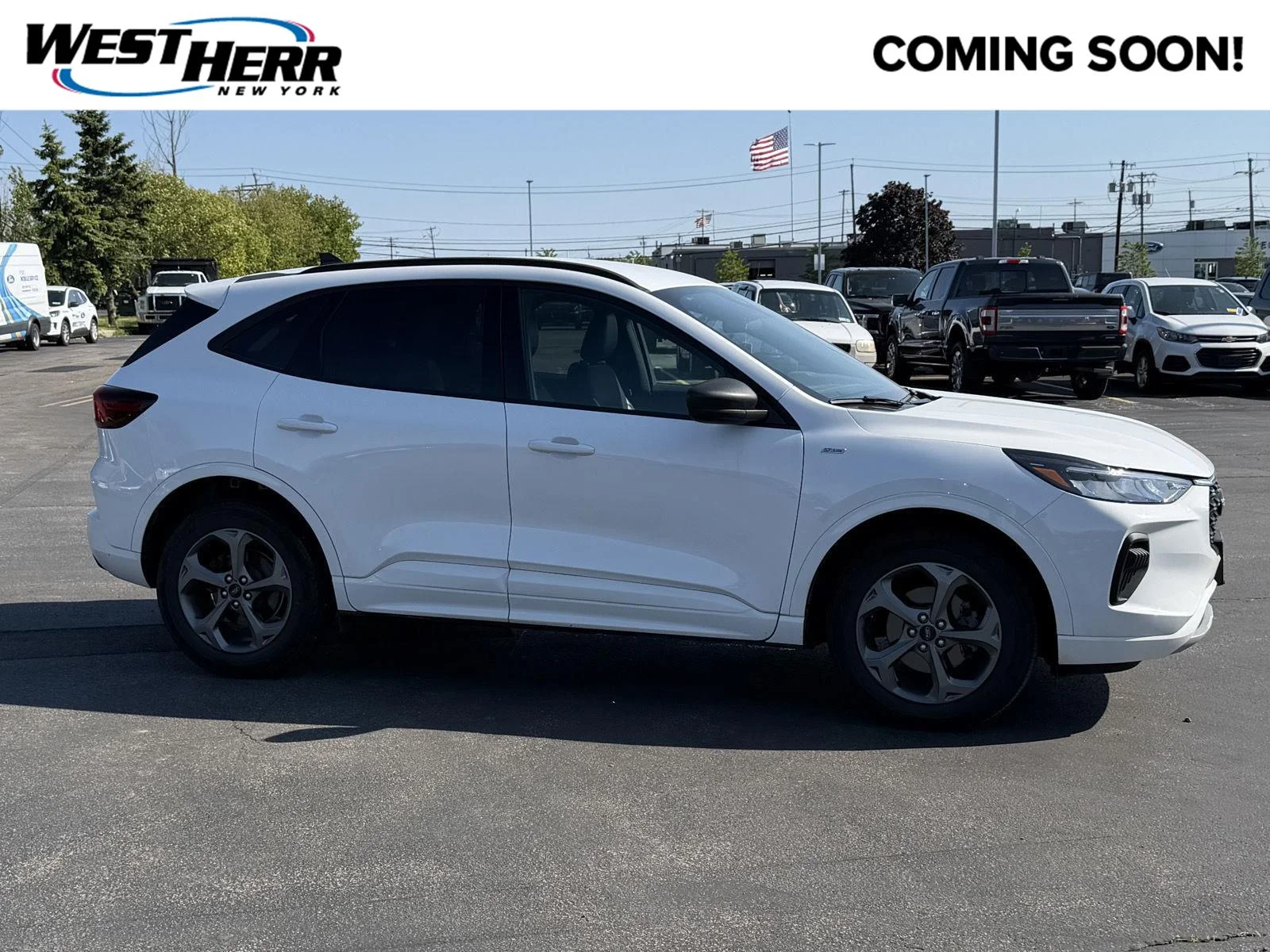 2023 Ford Escape ST-Line AWD's photo