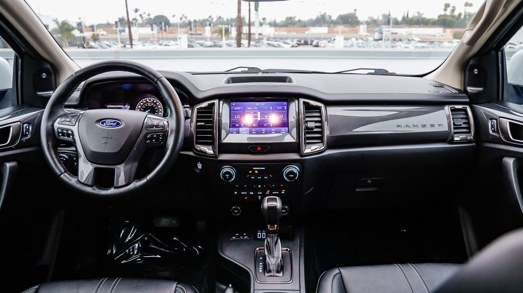 Used 2019 Oxford White Ford Lariat image 15