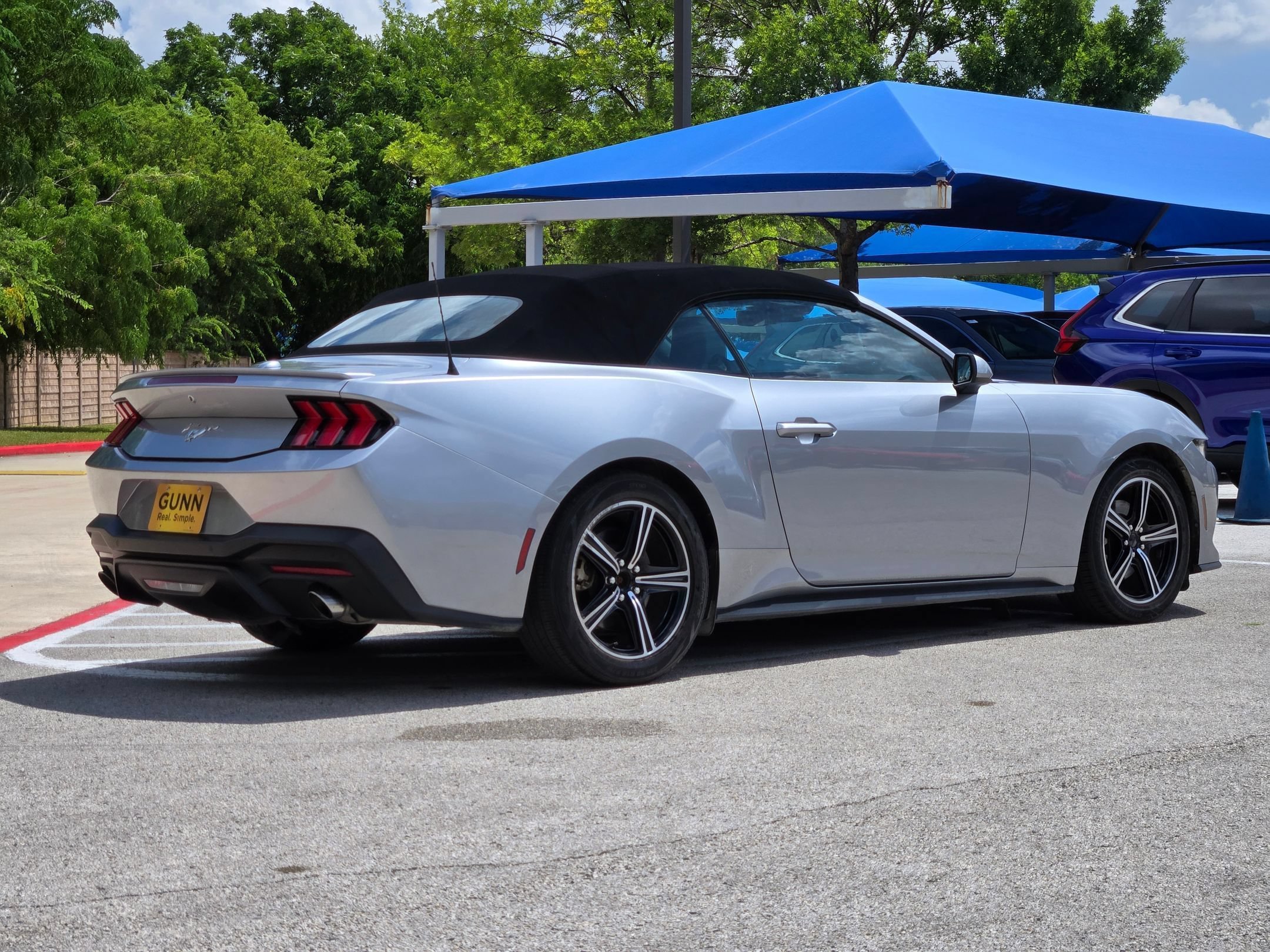 Used 2024 Silver Ford EcoBoost Premium image 3