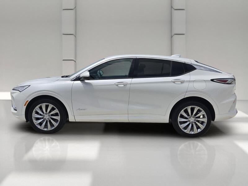 Used 2025 White Frost BUICK FWD 4DR AVENIR image 2