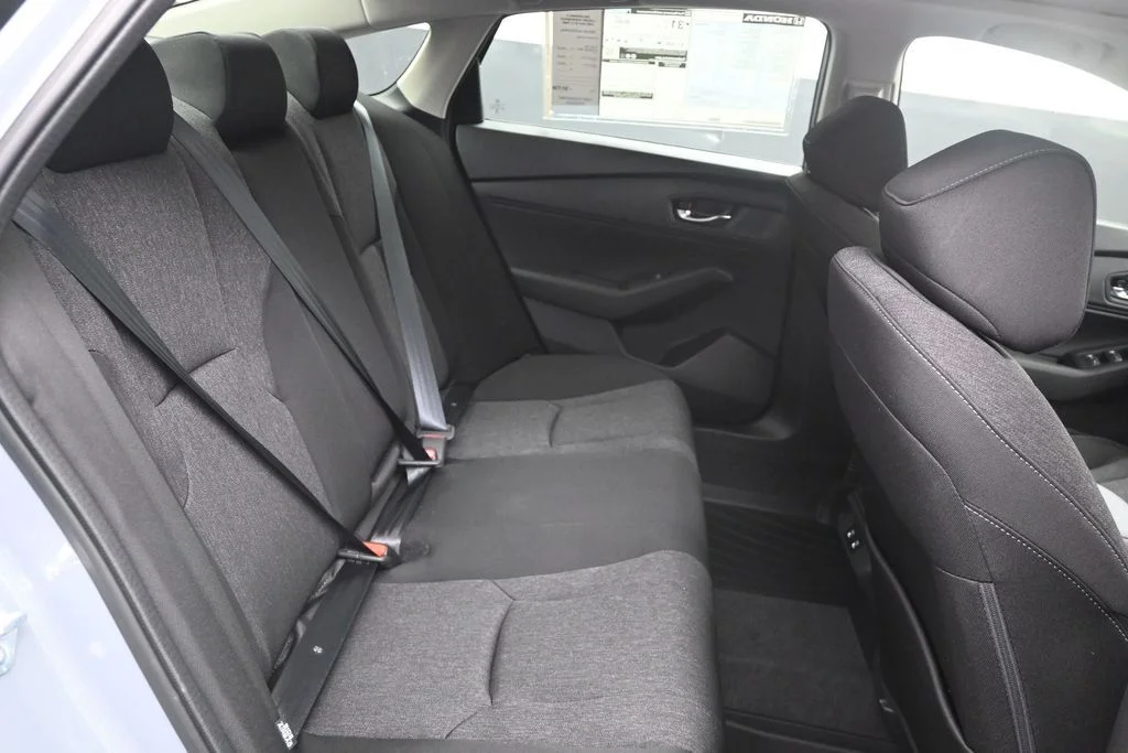 New 2026 Urban Gray Pearl Honda SE image 11