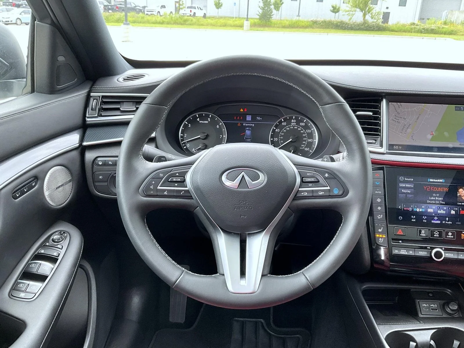 Used 2025 White INFINITI SPORT image 11