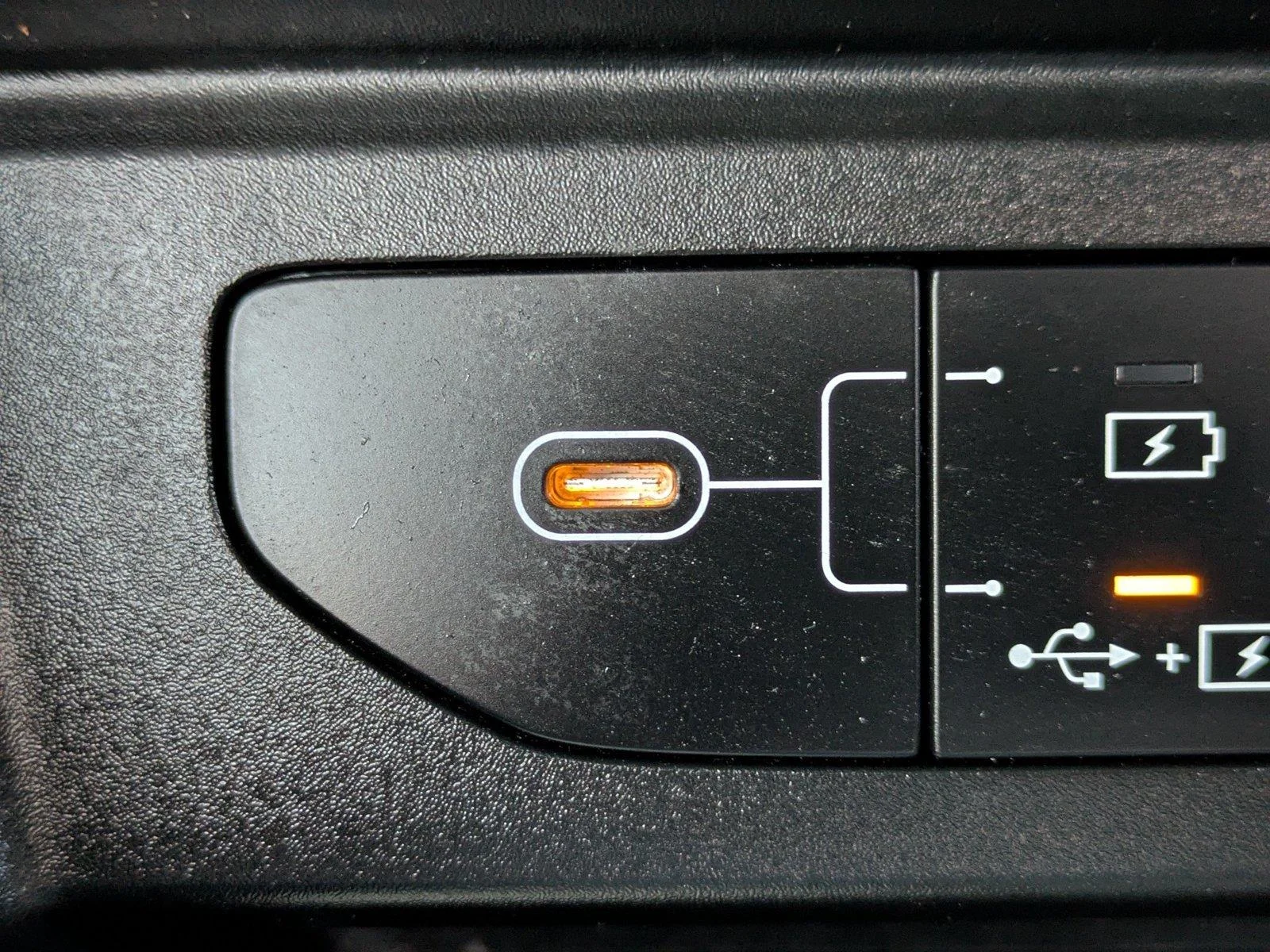 Used 2026 Aurora Black Pearl Kia GT-Line image 21