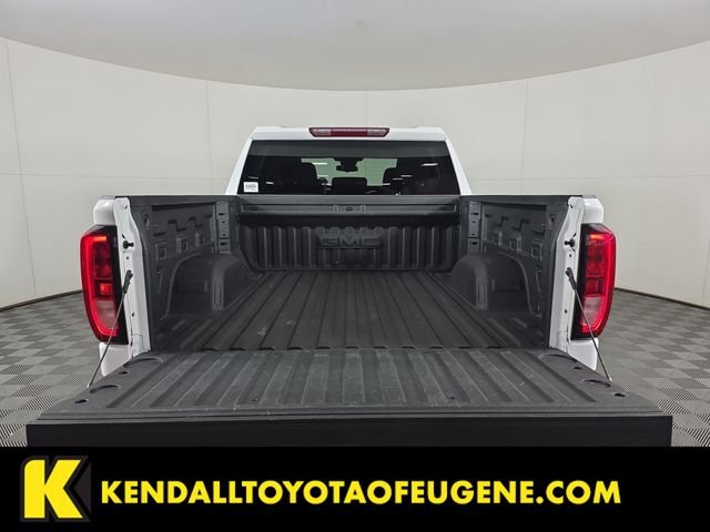 Used 2024 White GMC Elevation image 15