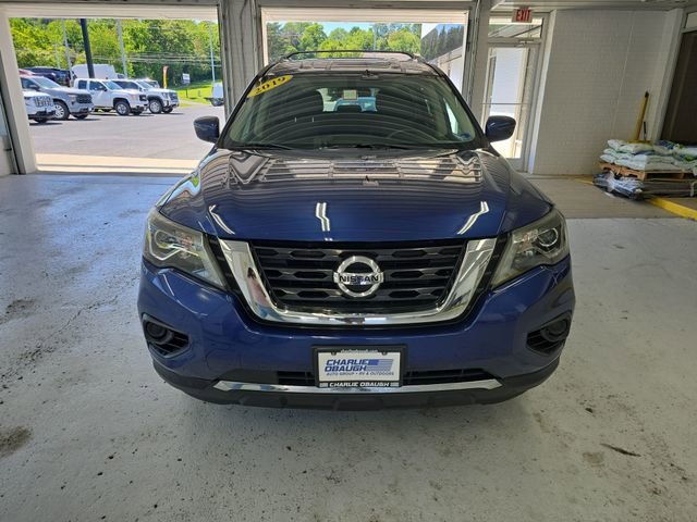 Used 2019 Blue Nissan S image 8