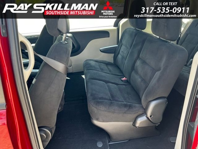 Used 2015 Red Dodge SE Plus image 11
