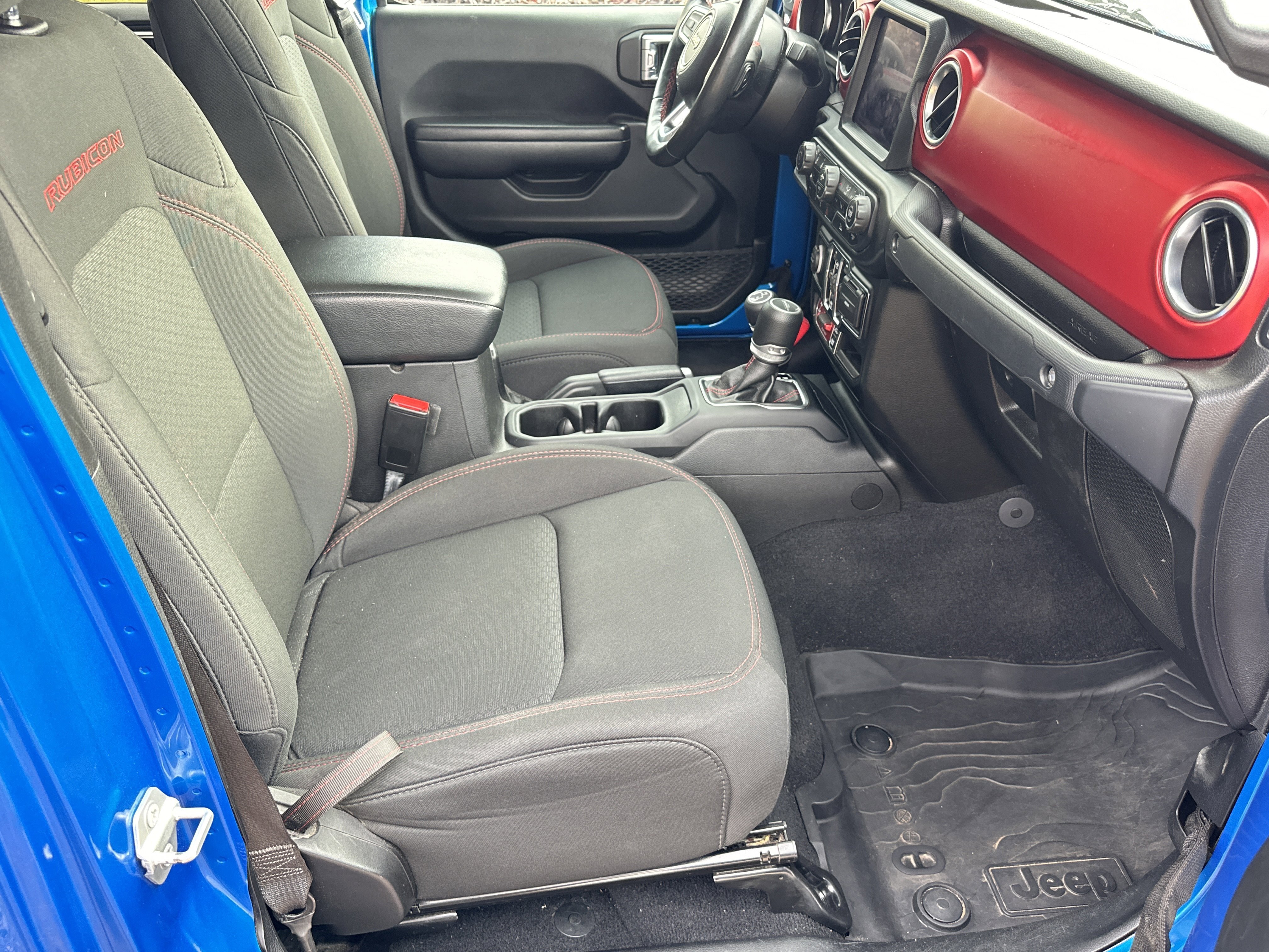 Used 2021 Hydro Blue Pearlcoat Jeep Rubicon image 10