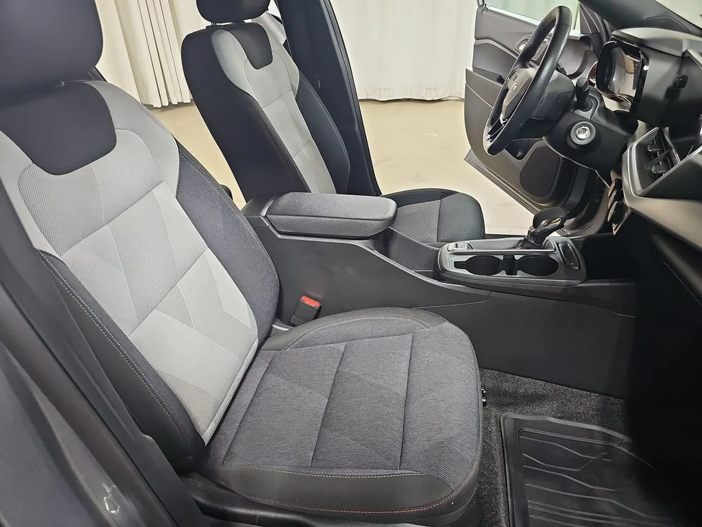 Certified Used 2024 Gray Chevrolet 1RS image 13