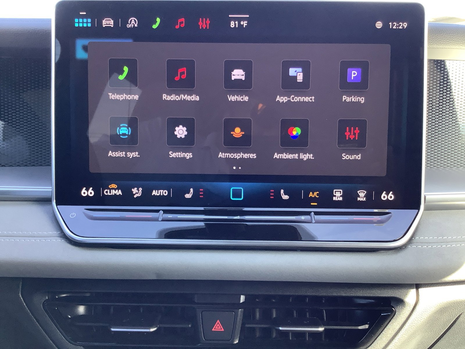 2026 Volkswagen Tiguan SE R-LINE BLACK - Photo 15