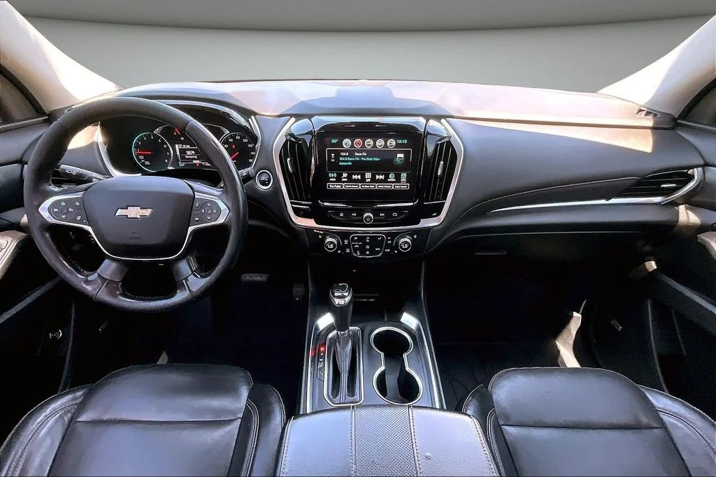 Certified Used 2019 Silver Chevrolet Premier image 7