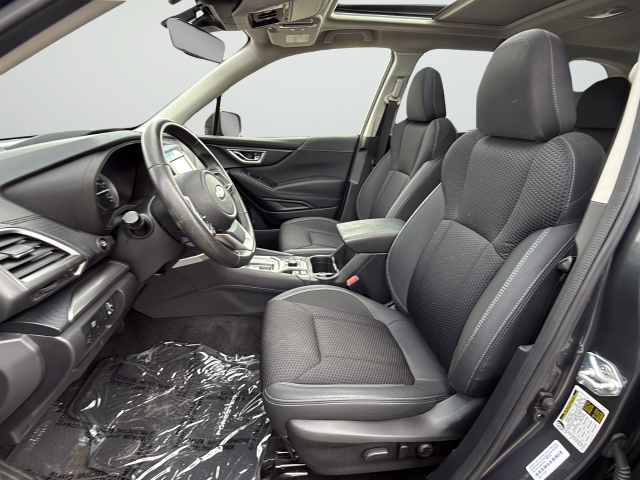 Used 2023 Gray Subaru Premium image 10