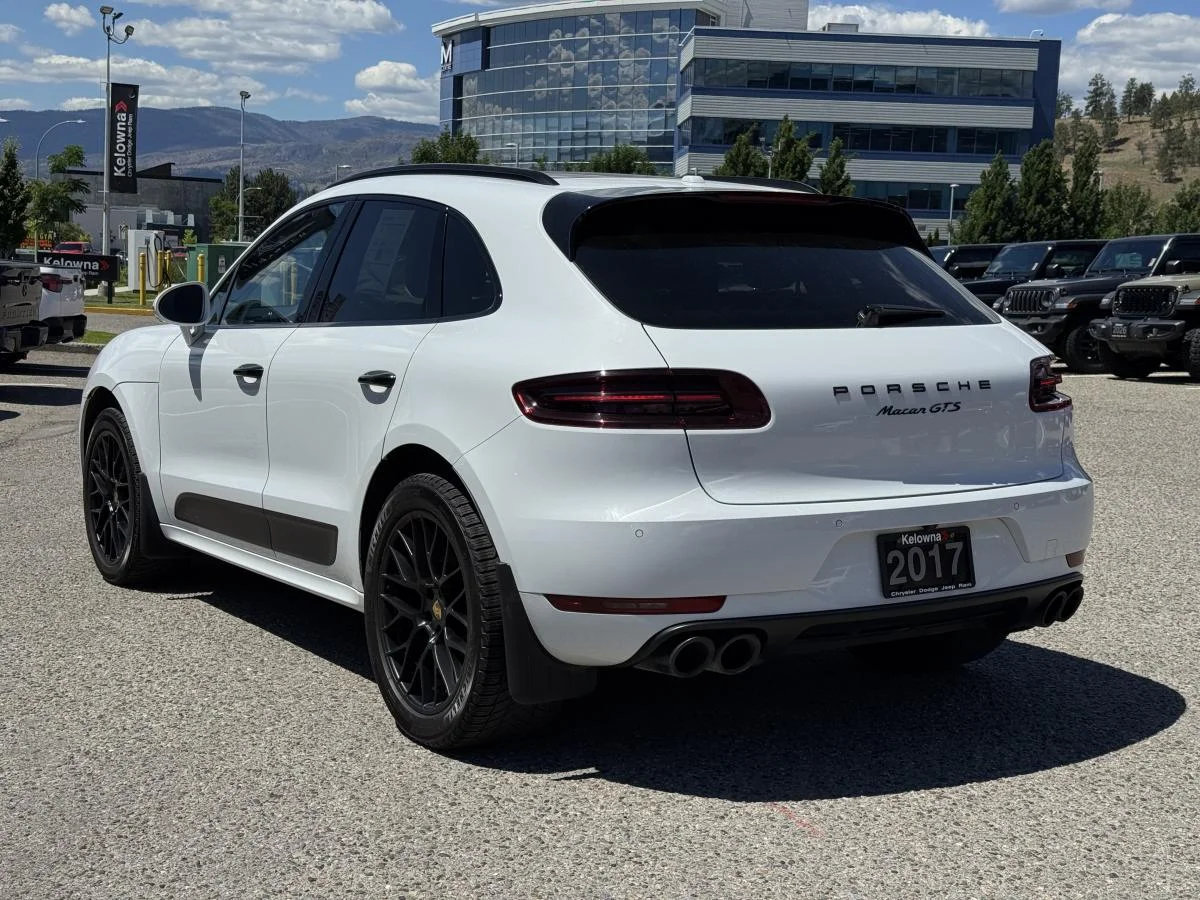 Used 2017 Grey Porsche GTS image 9
