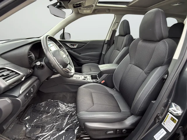 Used 2023 Gray Subaru Premium image 10