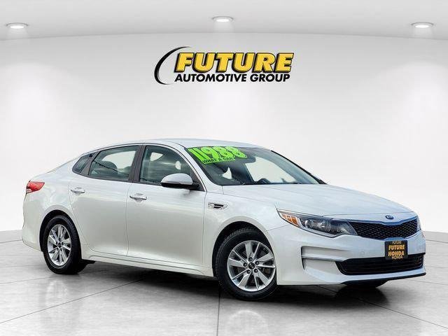 2016 Kia Optima LX AT's photo