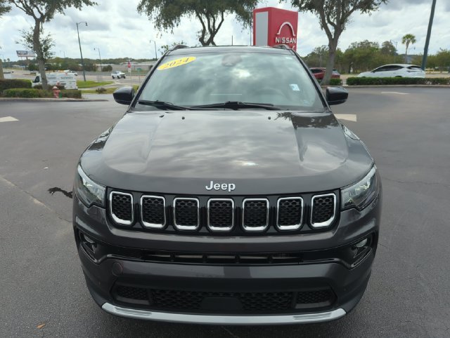 Used 2024 Gray Jeep Limited image 15