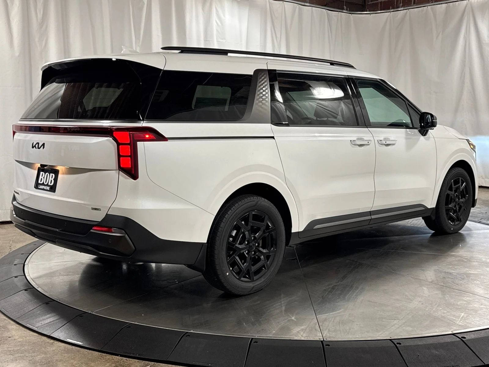 New 2027 Snow White Pearl Kia EX image 10