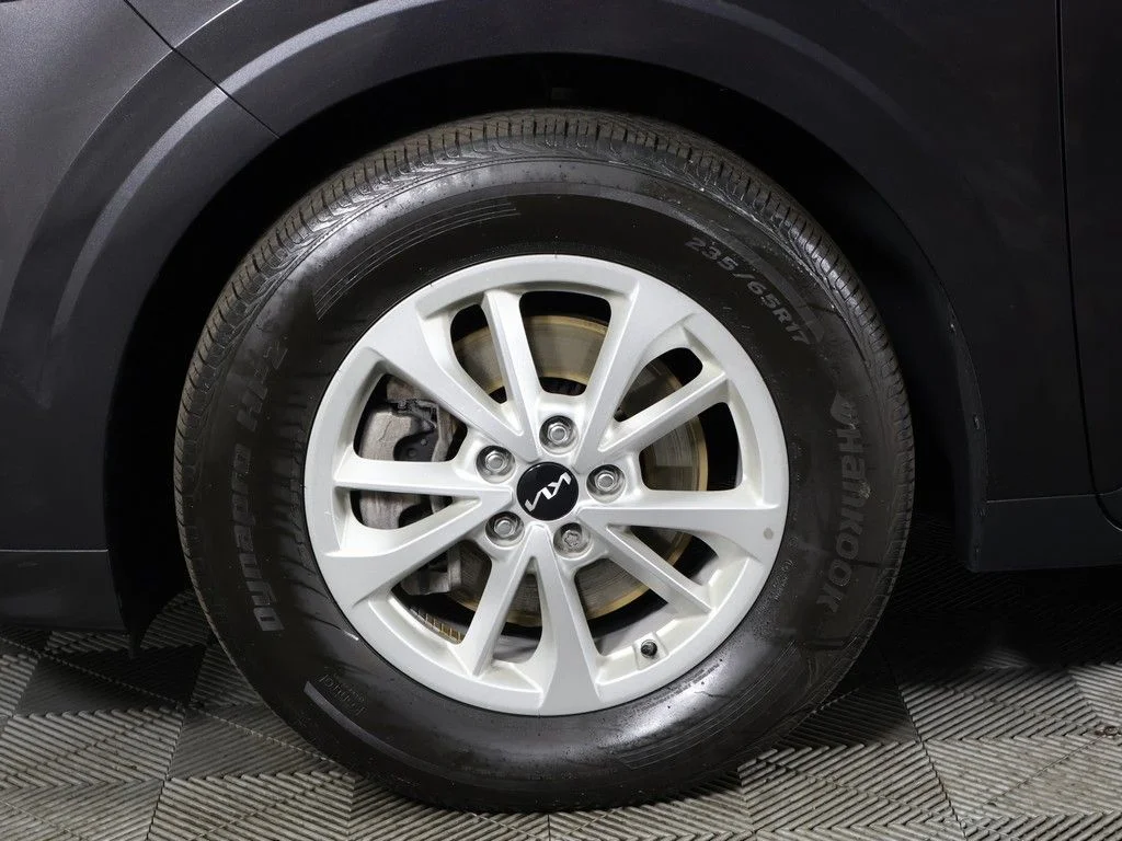 Used 2024 Gray Kia LX Seat Package image 22
