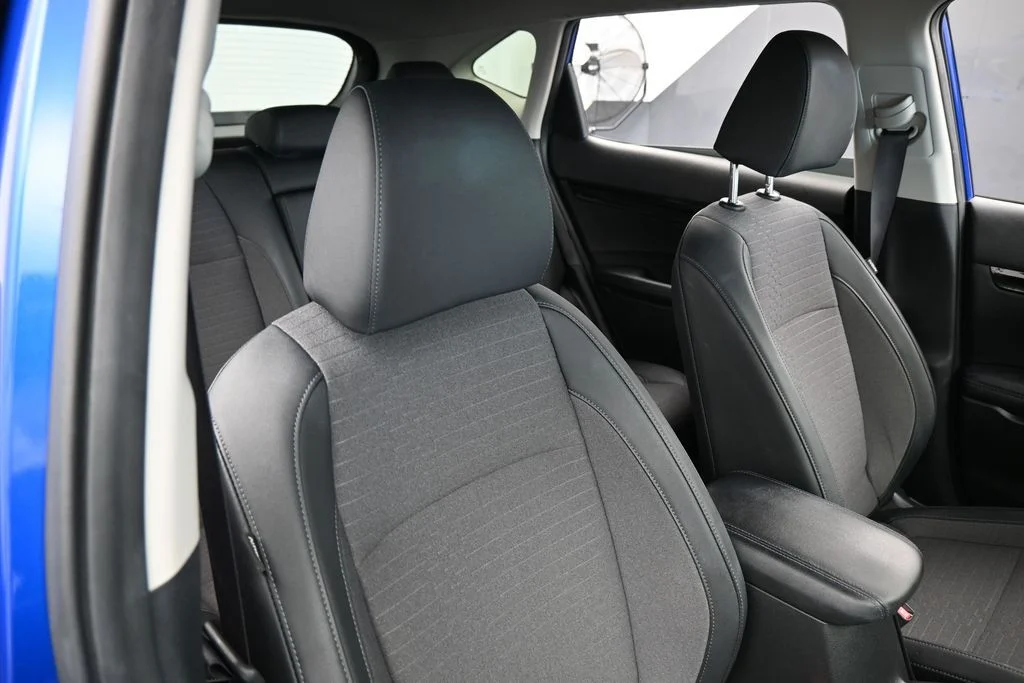 Used 2023 Neptune Blue Kia S image 37