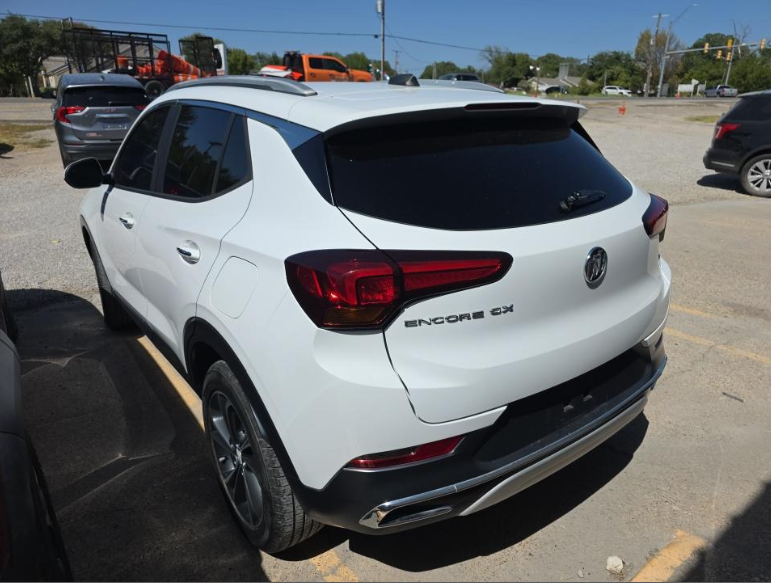 Used 2021 White Buick Essence image 6