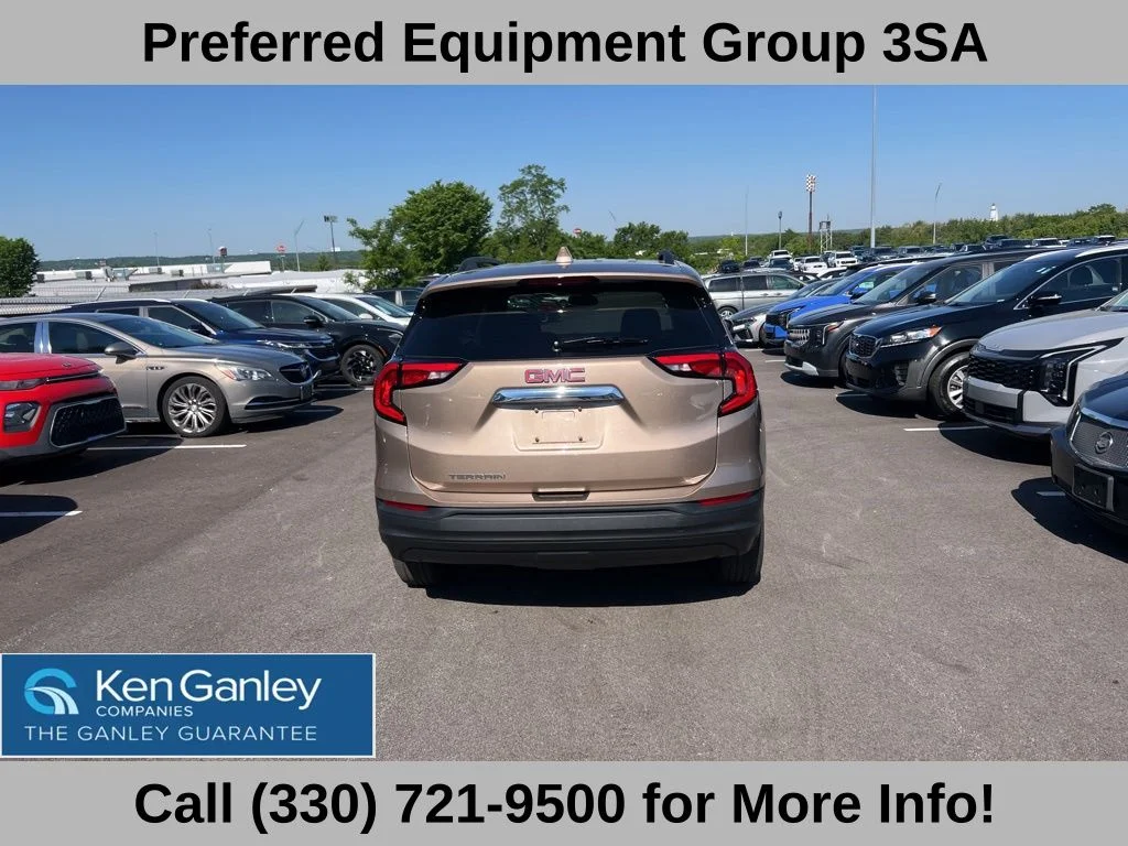 Used 2018 Brown GMC SLE image 6