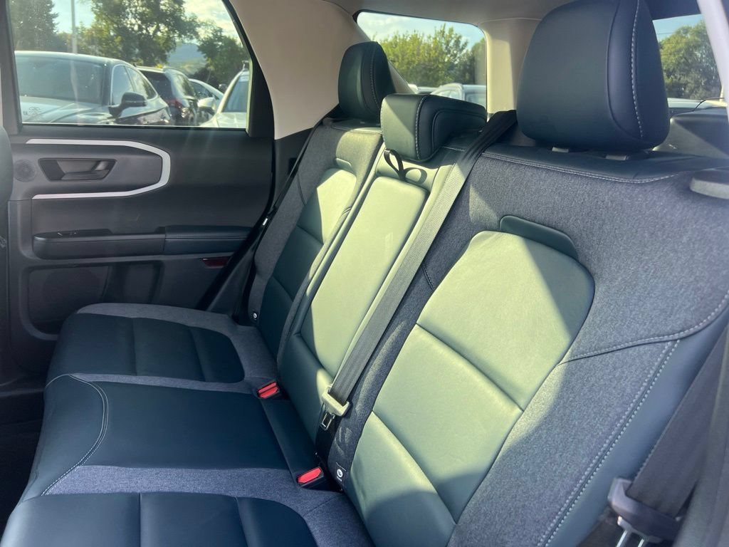 Used 2022 Silver Metallic Ford Outer Banks image 18