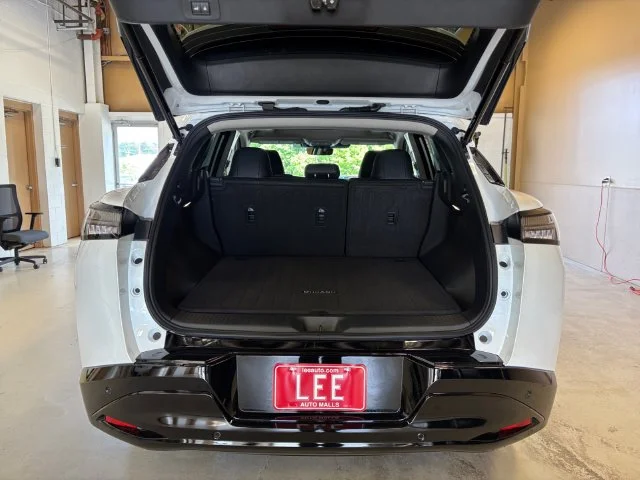 New 2027 White Nissan DARK ARMOR image 18