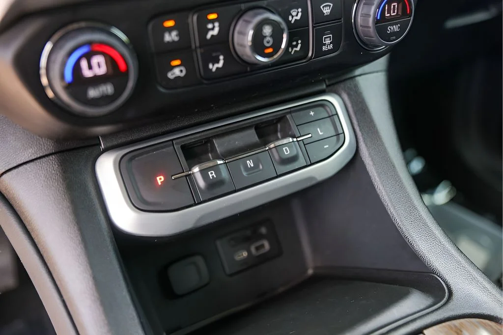 Used 2023 Black GMC SLE image 23