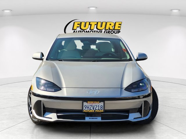 Certified Used 2023 Silver Hyundai SEL image 2