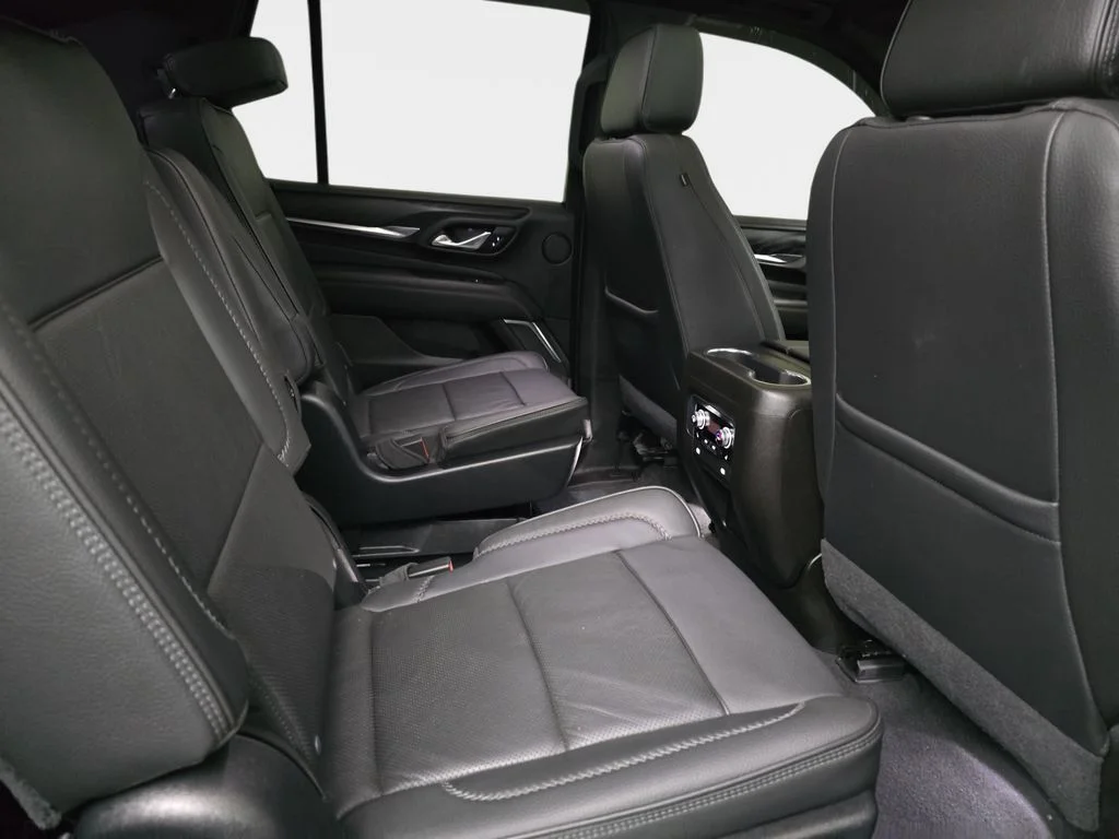 Used 2021 White GMC Denali image 13