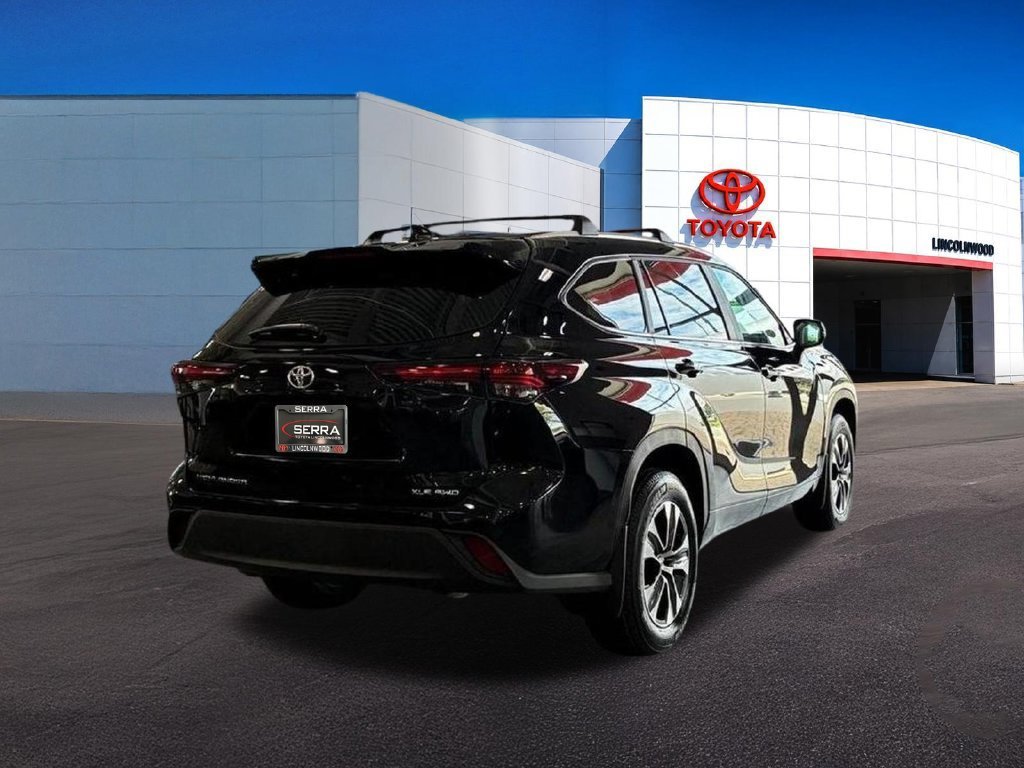 New 2026 Midnight Black Metallic Toyota XLE image 12