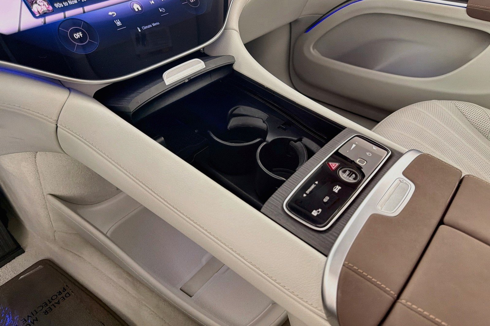 Certified Used 2023 MANUFAKTUR Alpine Grey Mercedes-Benz 580 image 7