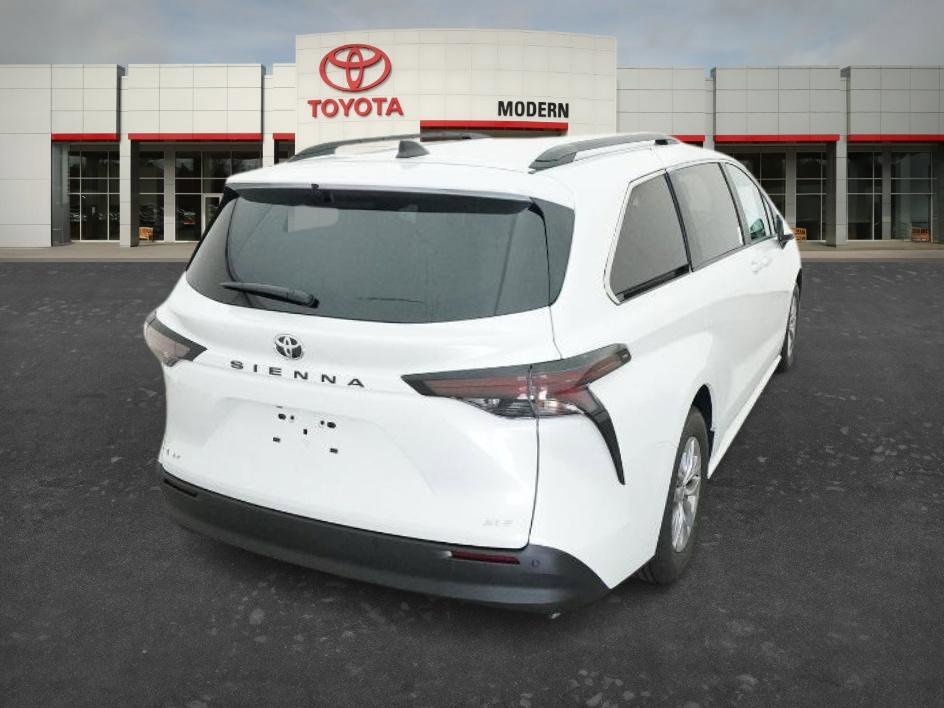 New 2026 Wind Chill Pearl Toyota XLE image 13