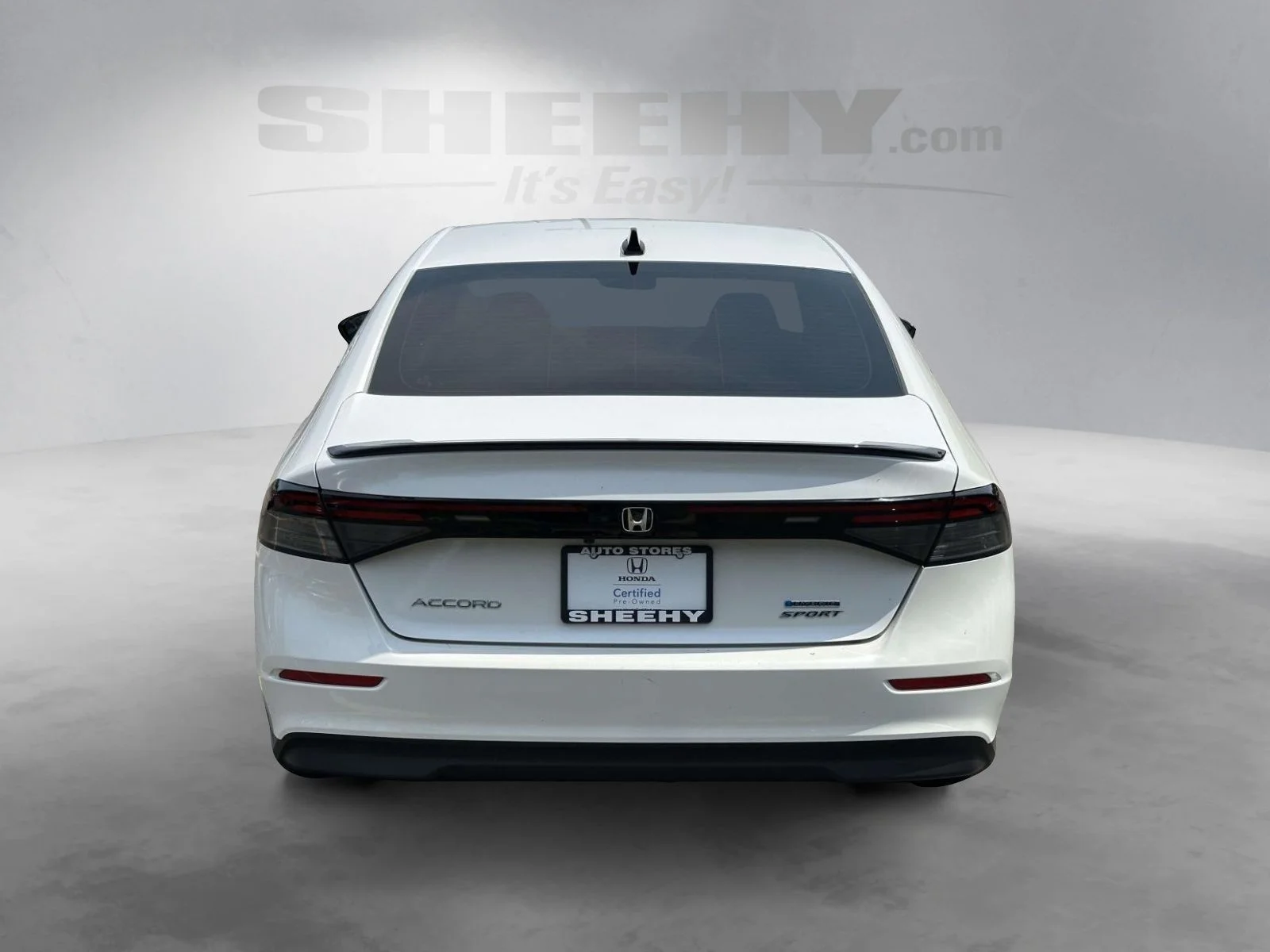Used 2025 White Honda Sport image 13