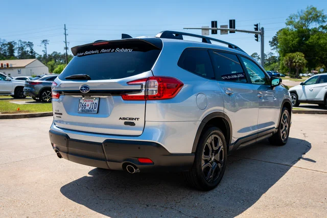 Certified Used 2025 Ice Silver Metallic Subaru Onyx Edition image 18