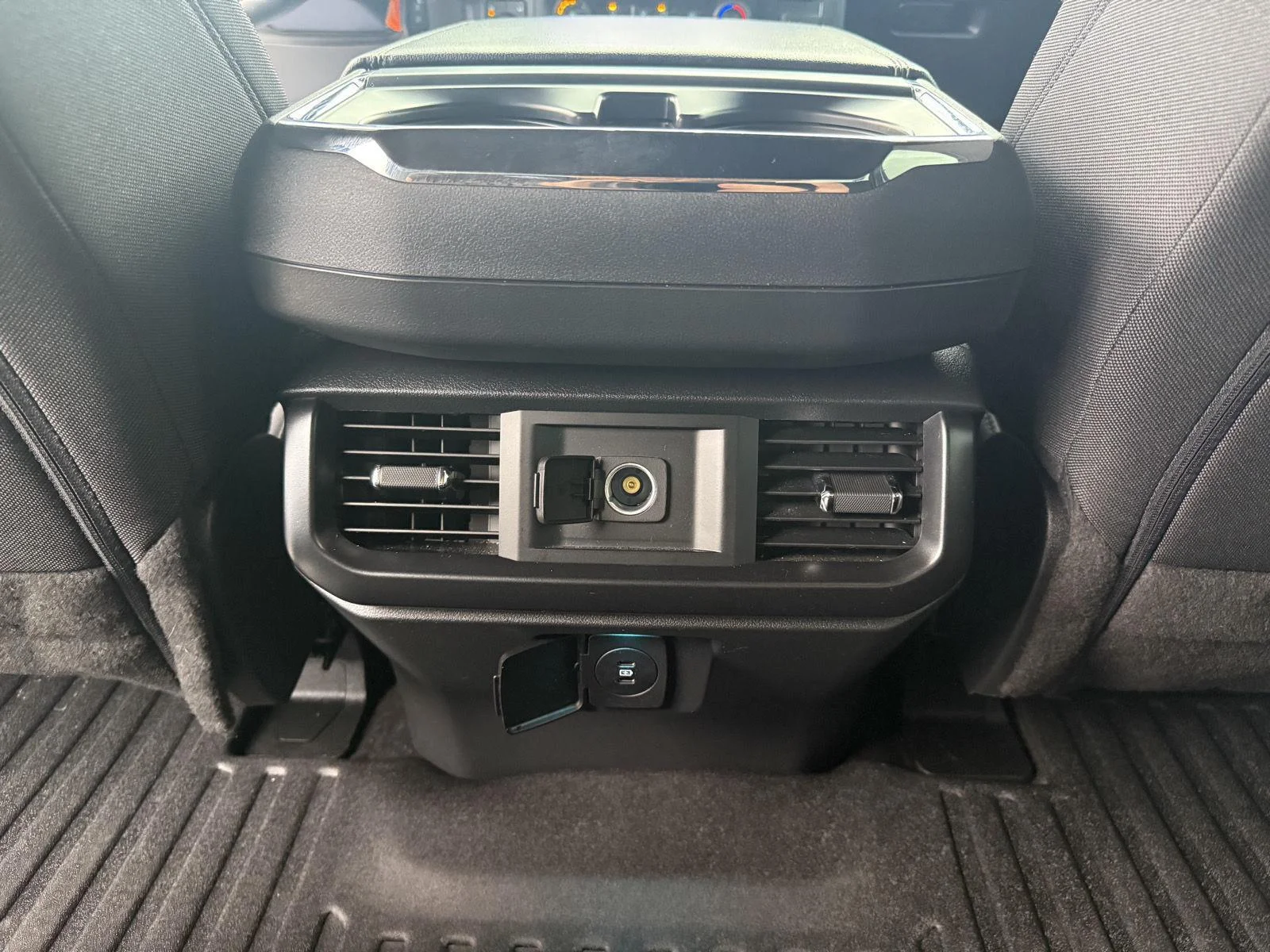 Certified Used 2025 Oxford White Ford STX image 24