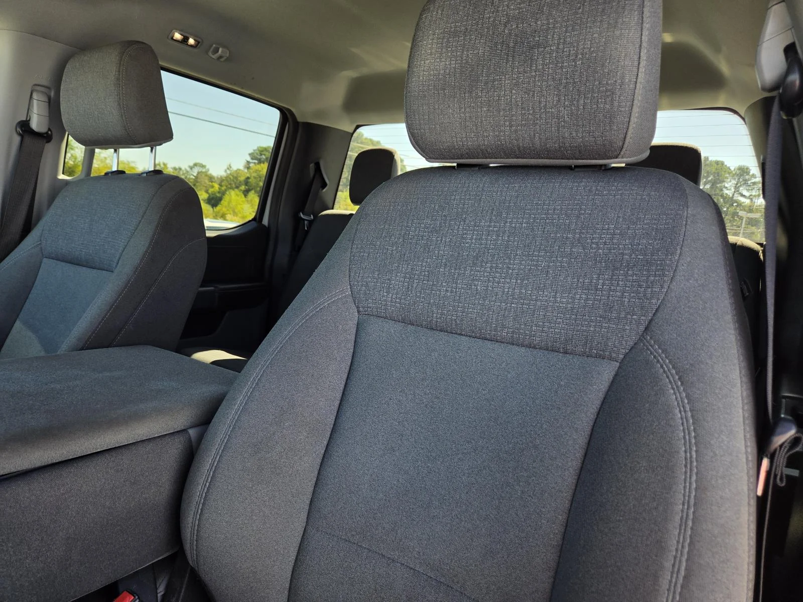 Used 2025 Oxford White Ford XLT 4WD SuperCrew 5.5