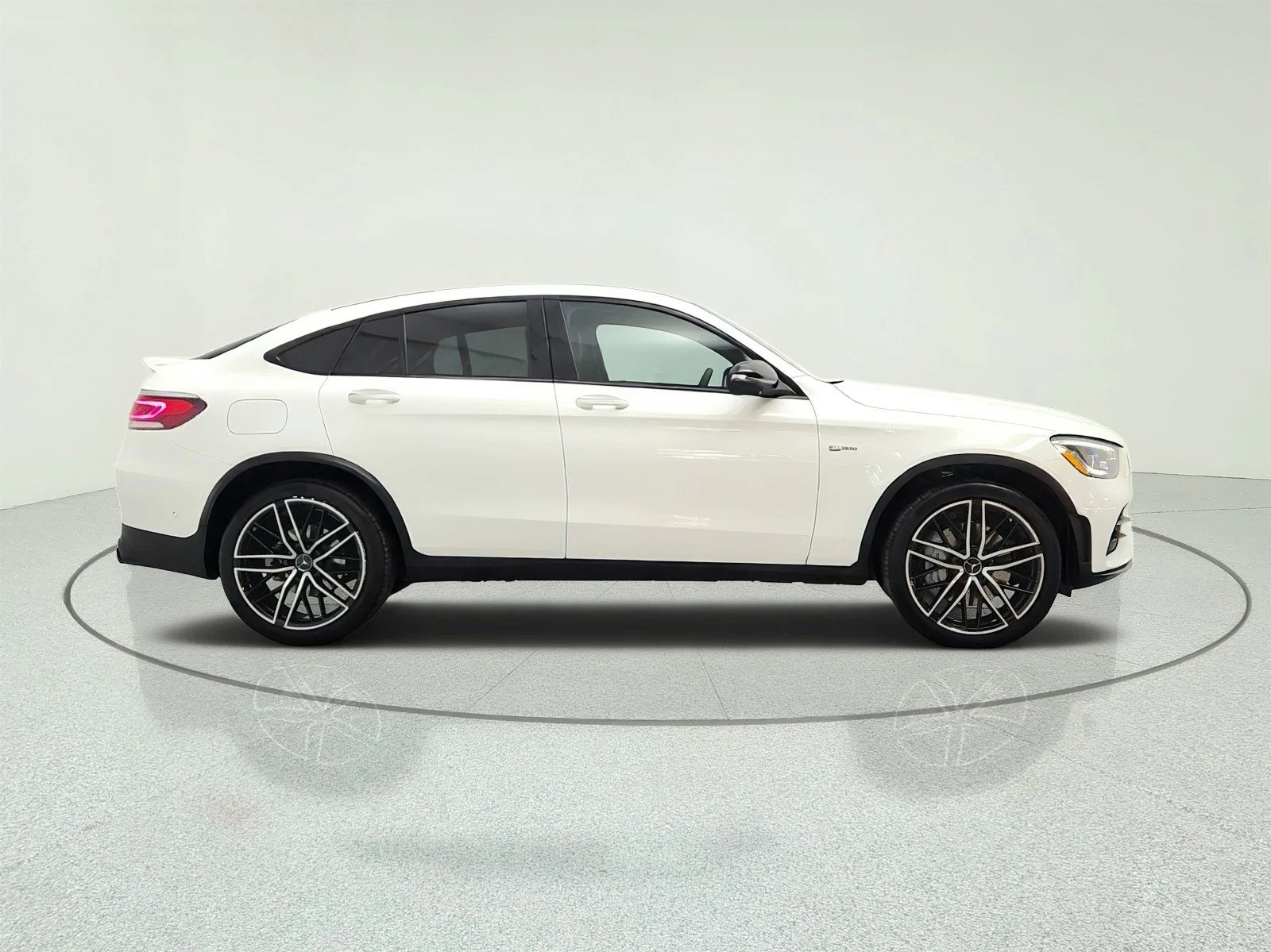 Used 2023 Polar White Mercedes-Benz AMG® GLC 43 4MATIC Coupe image 4