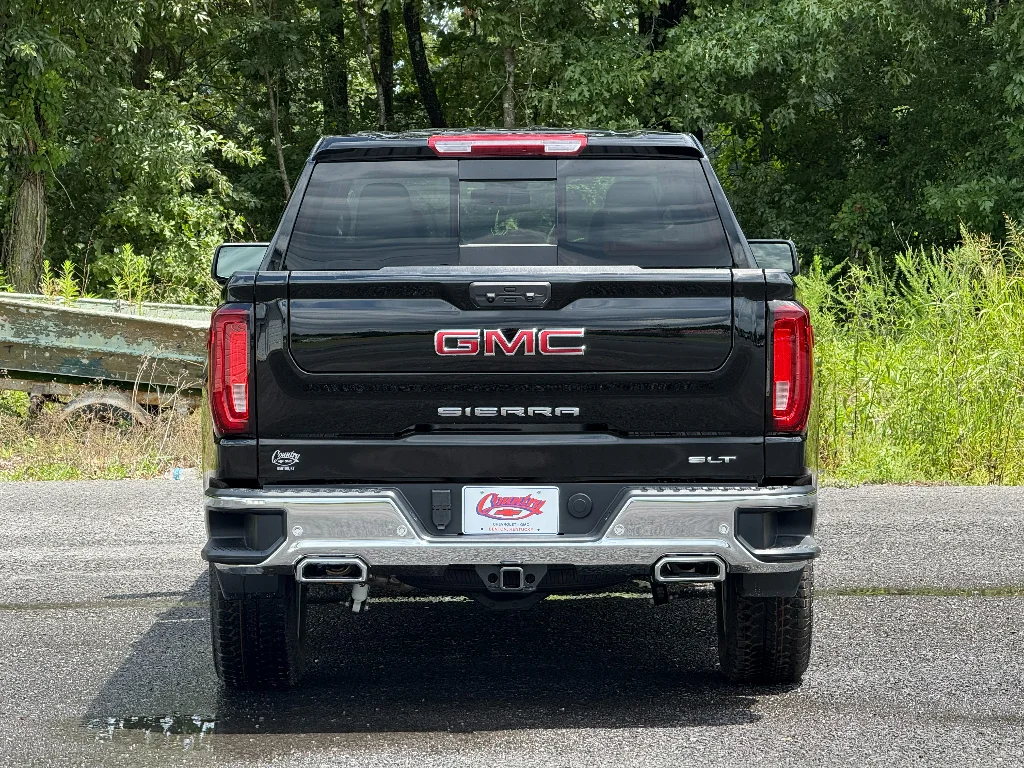 2026 GMC Sierra 1500 SLT - Photo 6