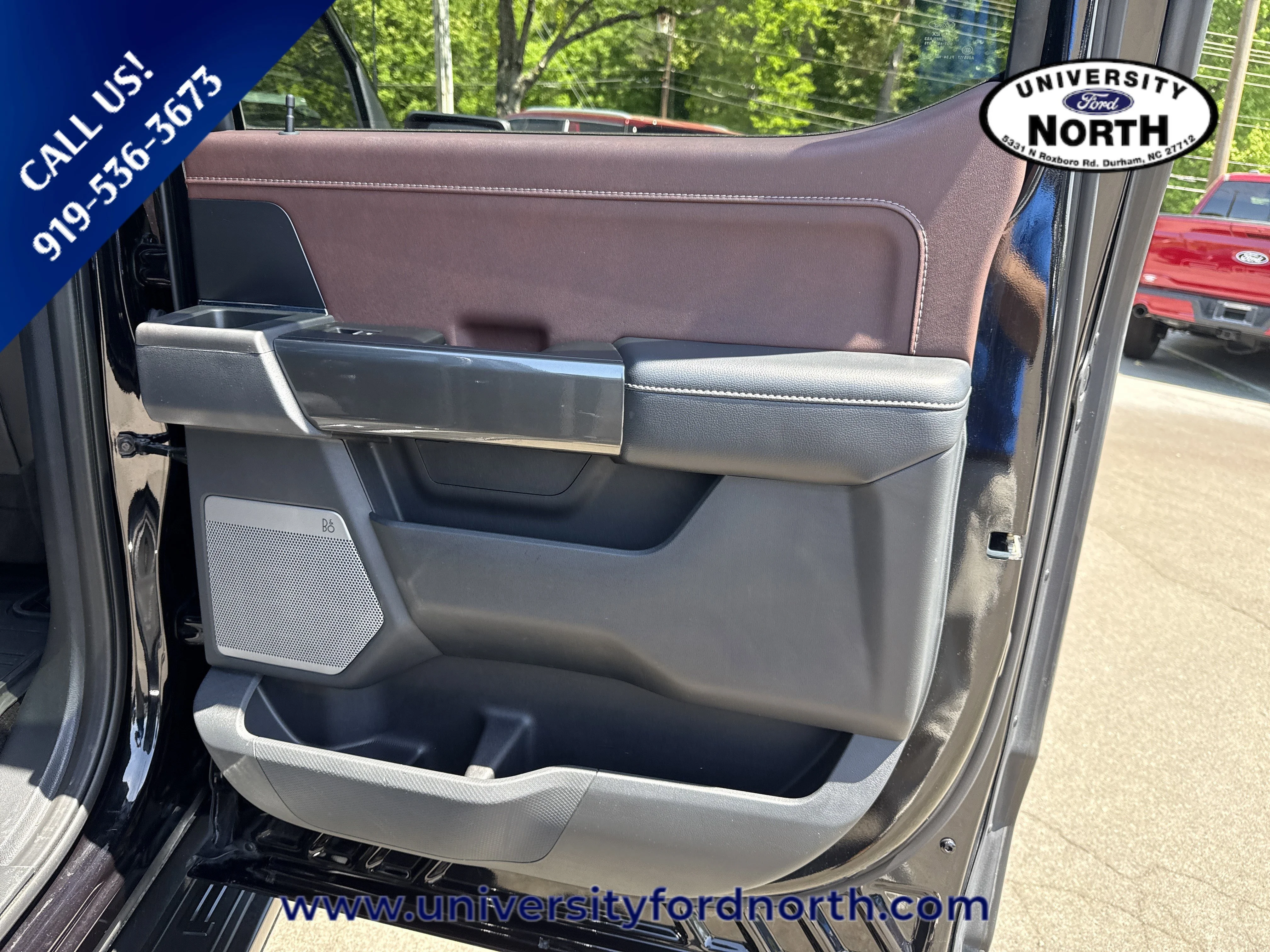 Used 2022 Agate Black Metallic Ford LARIAT image 51