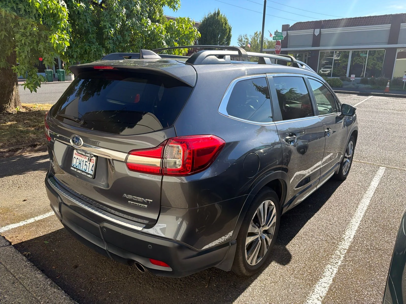 Used 2021 Gray Subaru Limited image 4