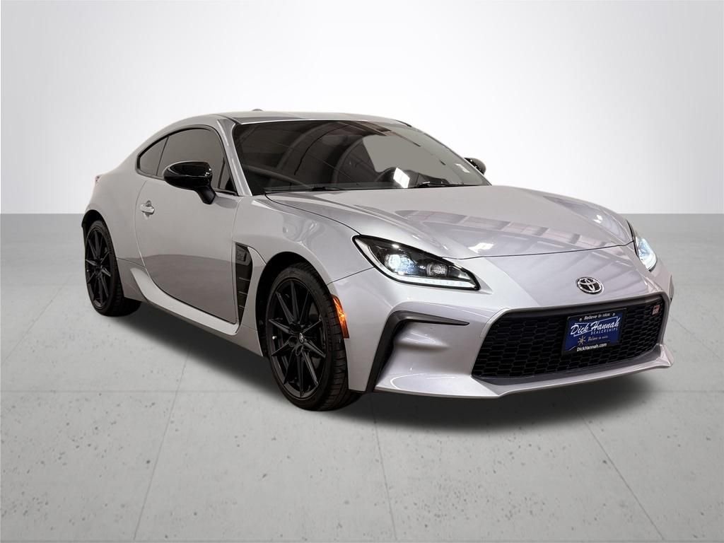Used 2023 Steel Toyota Premium image 8