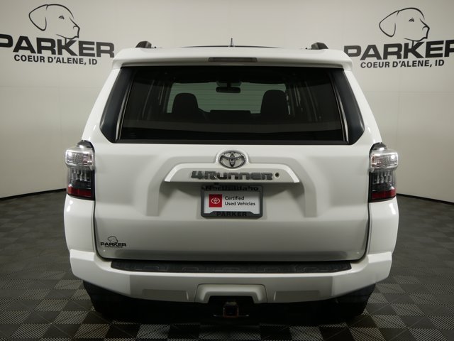 2019 Toyota 4Runner SR5 - Photo 6