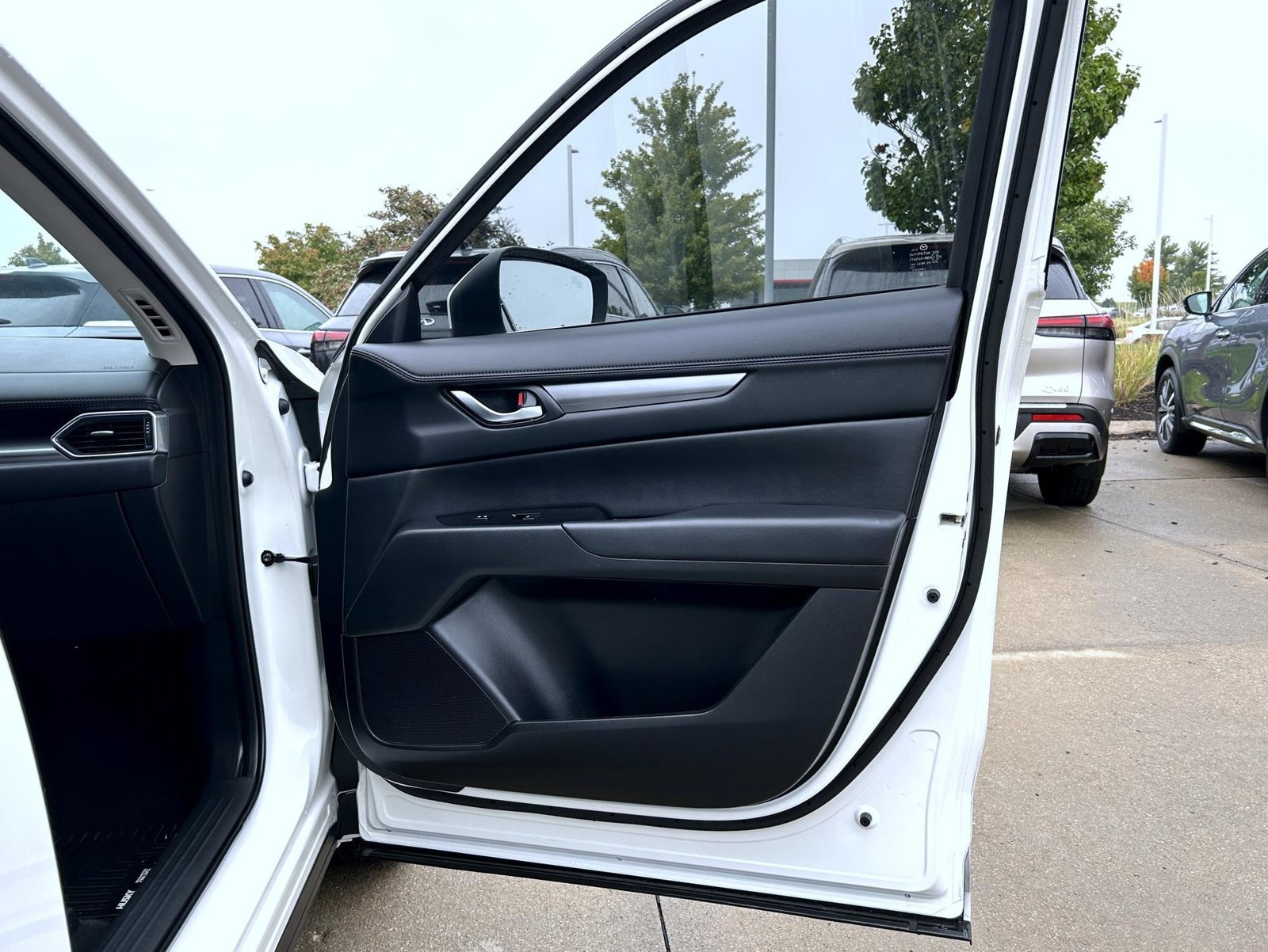 Used 2024 White Mazda 2.5 S Preferred Package image 16