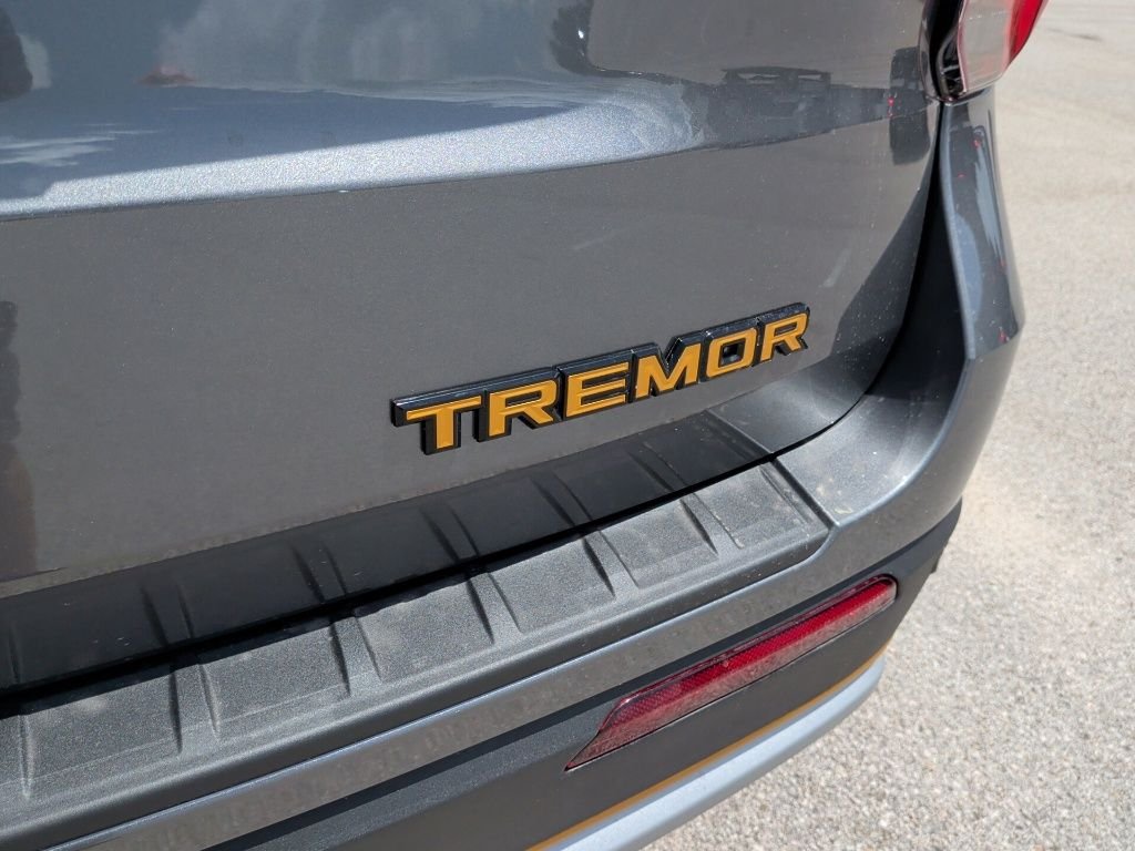 New 2026 Carbonized Gray Metallic Ford Tremor® image 46