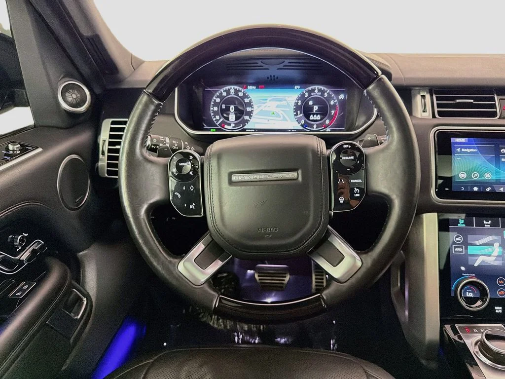Used 2022 Green Land Rover Westminster image 24